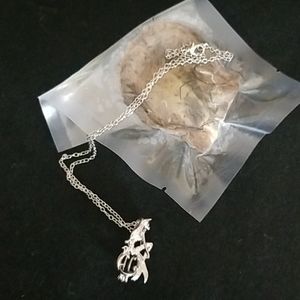Little mermaid inspired necklace w/oyster